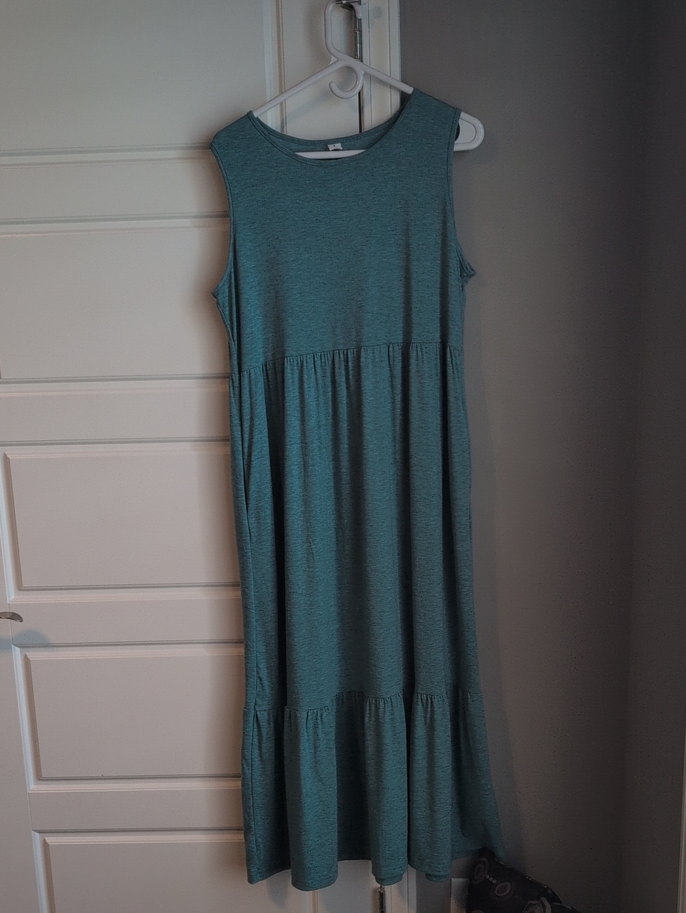 Relaxed Teal Sleeveless Maxi Dress - Women